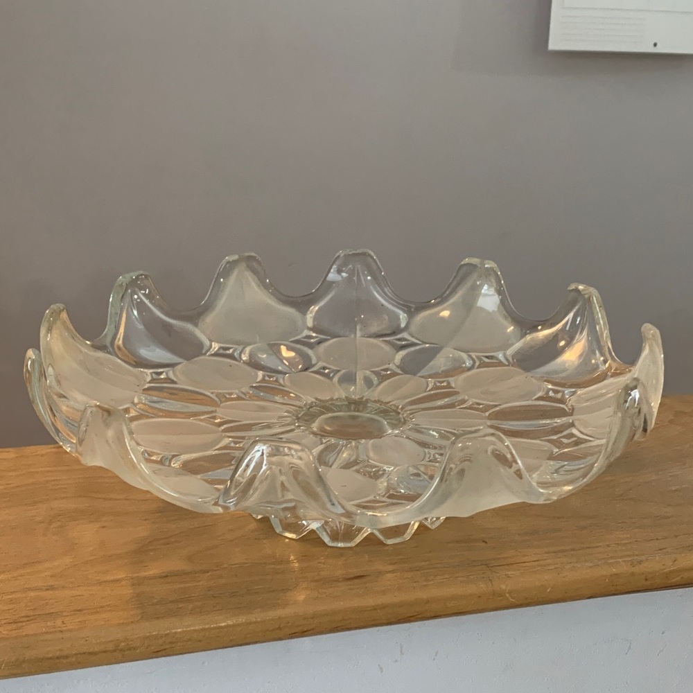 Pedestal Tray
